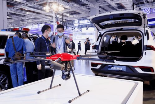 天地一体 科技吉利 吉利携豪越卫星应急通信指挥车等产品亮相长三角应急博览会